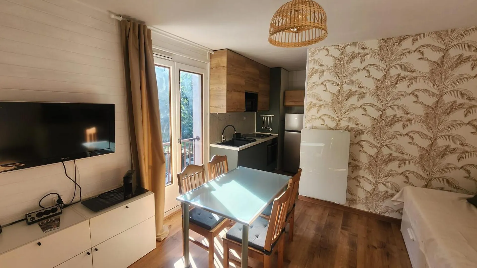 Residence-Sylvie-Luchon Bagneres-de-Luchon Apartment